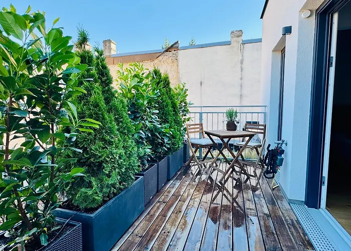 Stilvolle Premium-wohnung Mit Klimaanlage Und Dachterrasse Apartment *